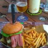 Burgerzilla Nourriture