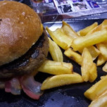 Shout Dinner, Beer Live food