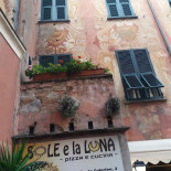 Il Sole E La Luna Exterior