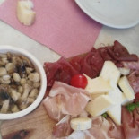 Le Lanterne Di Pigra Pizzeria food