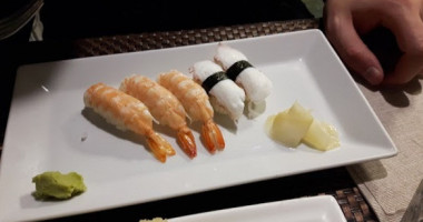 Yama-sushi food