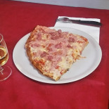 Carmen Pizza Nourriture