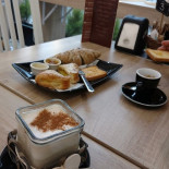 Cafe' Real Nourriture