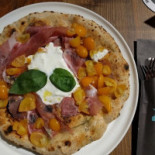 Pie Italiana Espressa food