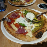 Pie Italiana Espressa food