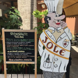Jole À l'intérieur
