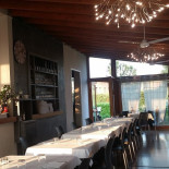 Pizzeria Avieri À l'intérieur