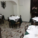 Pizzeria Tri Bucù inside