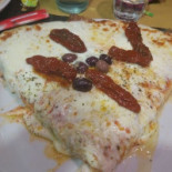 Karma Pizza Al Trancio food