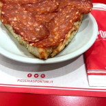 Pizzeria Spontini Cesano Boscone inside