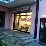 La Pizzata Dentro
