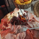 Arteteca Bistrot food