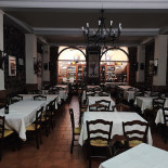 Al Cavalier Roxy Inside