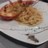 Cosmopolitan New Comida