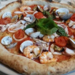 L'angolo Partenopeo food