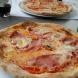 E Pizza L'imbuto Nourriture