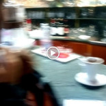 Dejavu Cafe' Dentro
