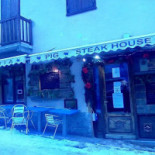 Pig À l'intérieur