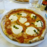 Share Cafe food