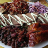 Q-king American Barbecue inside