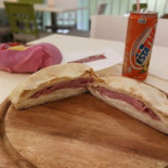 L'angolino Di Via Matteotti food