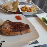 Blu River Comida