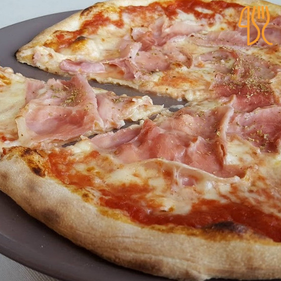 Pizzeria Lago Comida