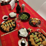 Amico Sushi Comida