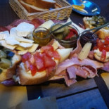 Al 29 Felice food