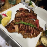 Keller Steak House Comida