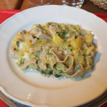 La Brea Comida