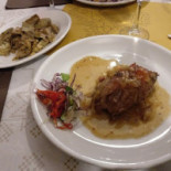Lago Capanna Comida
