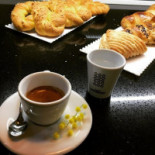 Aldo's Bakery Dentro