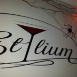 Etylium Nourriture