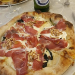 Pizzeria Regina Margherita Nourriture