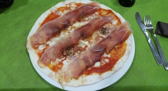 Rosty Pizza Nourriture