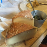 La Pera Doussa Nourriture