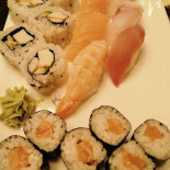 Sanshi Dentro