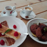 Utia De Bioch food