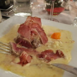 Le Blason Comida