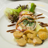 Comtes De Challant food
