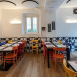357 Pizza And Food À l'intérieur