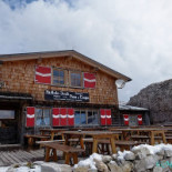 Bullelejochhutte Dentro