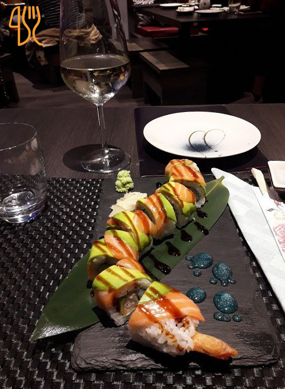 Saikesushi Comida