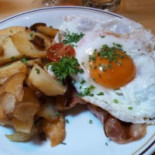 Mayerl Alm Comida