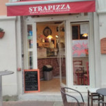 Strapizza À l'intérieur