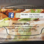 Pizzeria Willi food