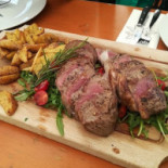 Corones Hütte Comida