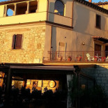 Pizza Pie Exterior
