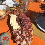 Malga Revo Comida